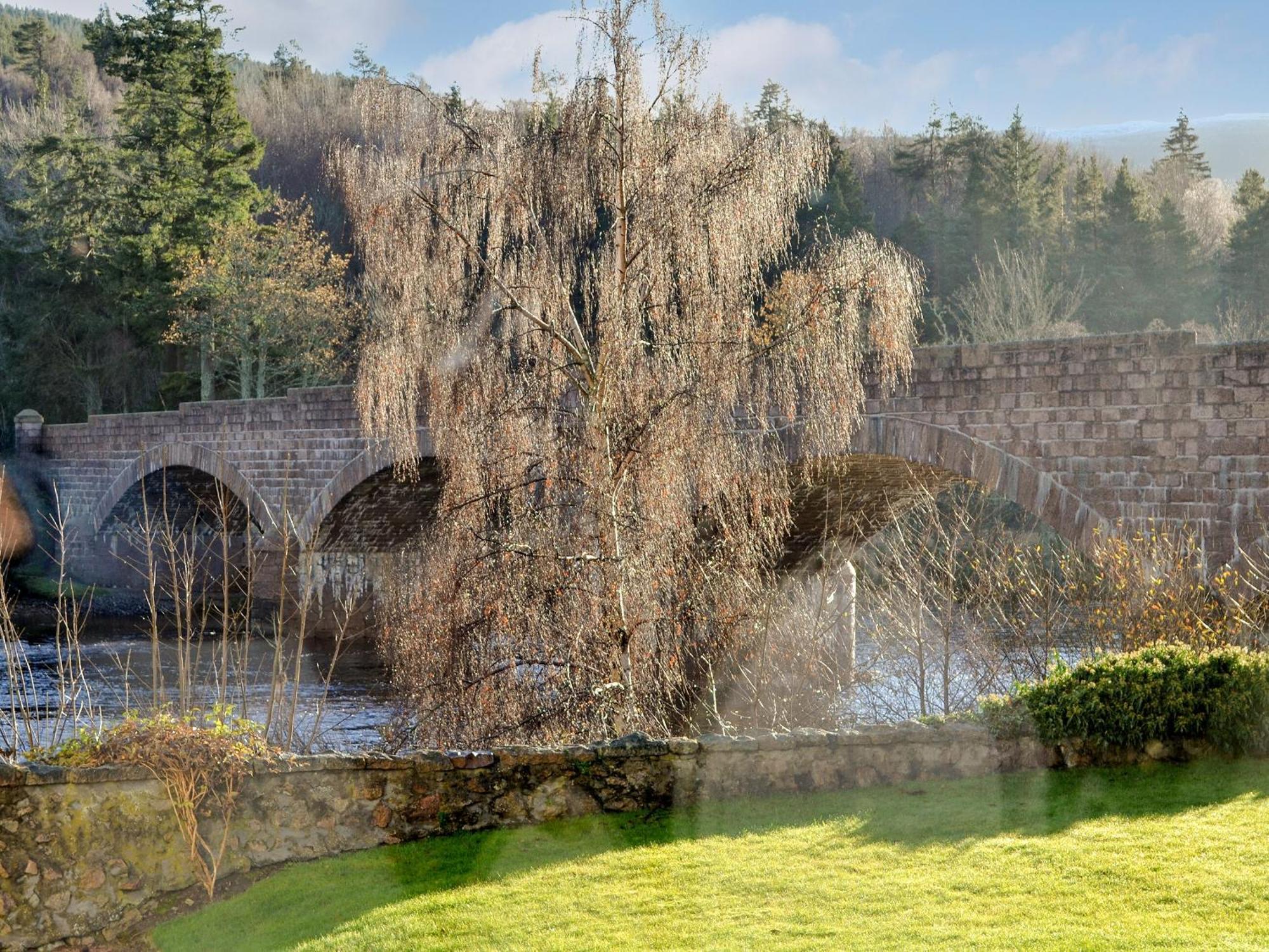 The Monaltrie Villa Ballater Exterior photo